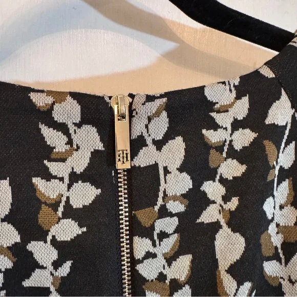 Elegant Black Cream Tommy Hilfiger size 12 Leaf Print Dress casual - Picture 5 of 7